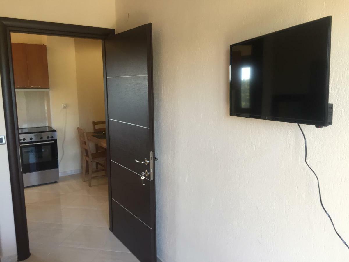 Elani Apartments Сівірі Екстер'єр фото